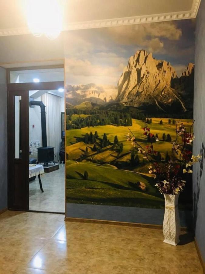 Guesthouse Kurdiani In Mestia Buitenkant foto