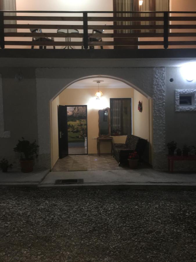 Guesthouse Kurdiani In Mestia Buitenkant foto