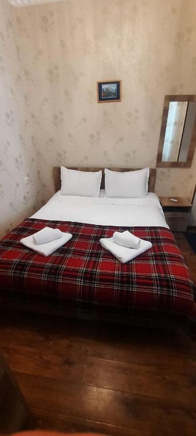 Guesthouse Kurdiani In Mestia Buitenkant foto